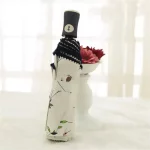 작은 꽃 자동 우산 방풍 차양 비닐 UV 보호 3 접는 햇볕이 잘 드는 비오는 이중 용도 파라솔 비옷 - 이미지 5