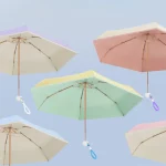 여성용 편리한 파라솔 초경량 포켓 태양 우산 고가치 자외선 방지 r을 위한 대비 색상 접착제 5단 우산