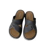 유행 여름 여성 슬리퍼 진주 캐주얼 비치 신발 실내 미끄럼 방지 겉옷 가정용 PVC 단독 여성 신발 - 이미지 6