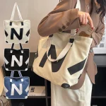 바닥이 단단한 지퍼 가방 캔버스 숄더백 면 에코백 기저귀가방 여성 학생 호보백 보부상가방