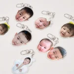 [인생사진각인] 하트고리증정 나만의 커스텀 아크릴 키링 고리 굿즈 네임텍 뱃지 선물 키홀더 열쇠고리 아기얼굴 반려동물 국내제작 - 이미지 2